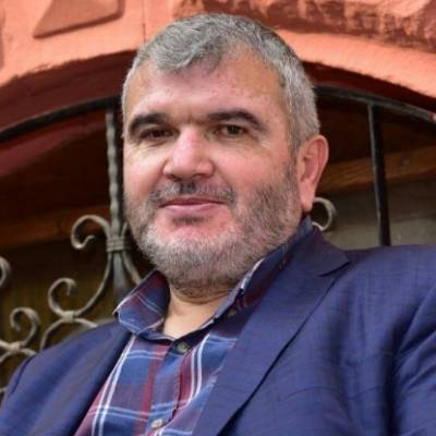 Şenol Özgen