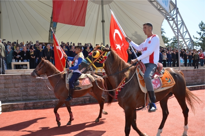 738. ERTUĞRULGAZİ'Yİ ANMA VE YÖRÜK ŞENLİKLERİ 4