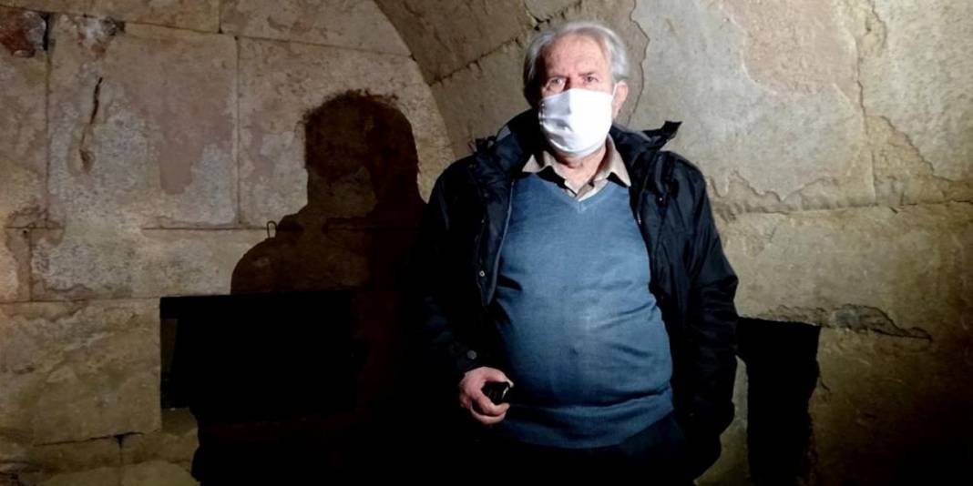 2500 yıllık mezar oda gizemini koruyor 3