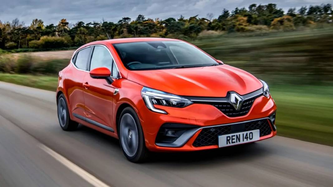 Renault Clio’ya yeni zam! Fiyatları görünce çok şaşıracaksınız 8