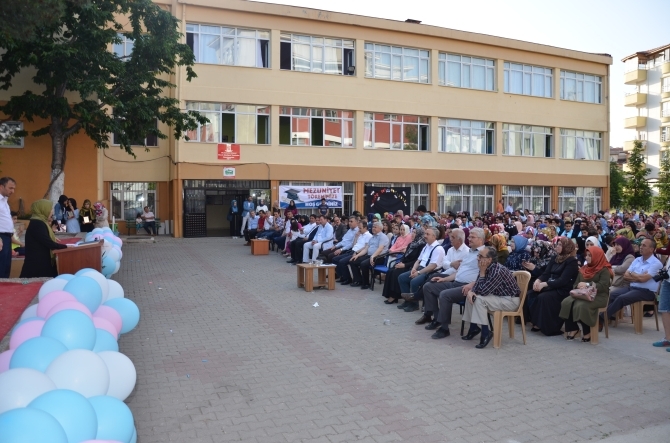 İMAM HATİP MEZUNLARINI UĞURLADI 16