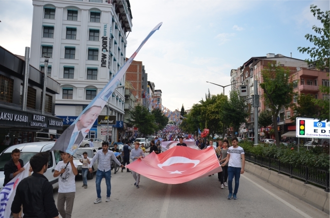 AK PARTİ'DEN GÖVDE GÖSTERİSİ 4