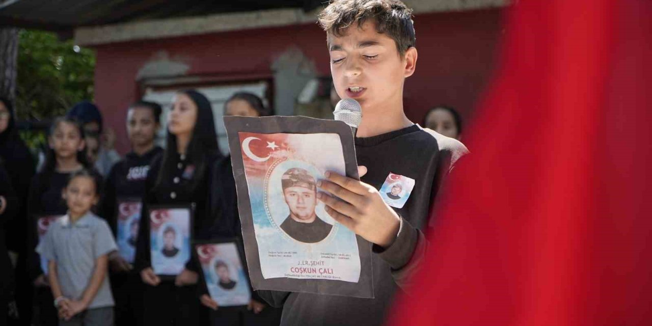 Şehidinin Adının Verildiği Okul Öğrencilerinden Şehide Vefa