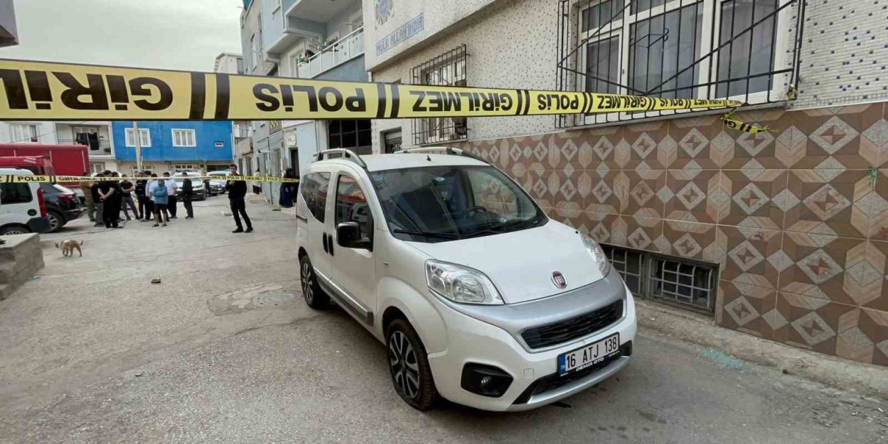Husumetlisine Pusu Kurup 5 El Ateş Etti
