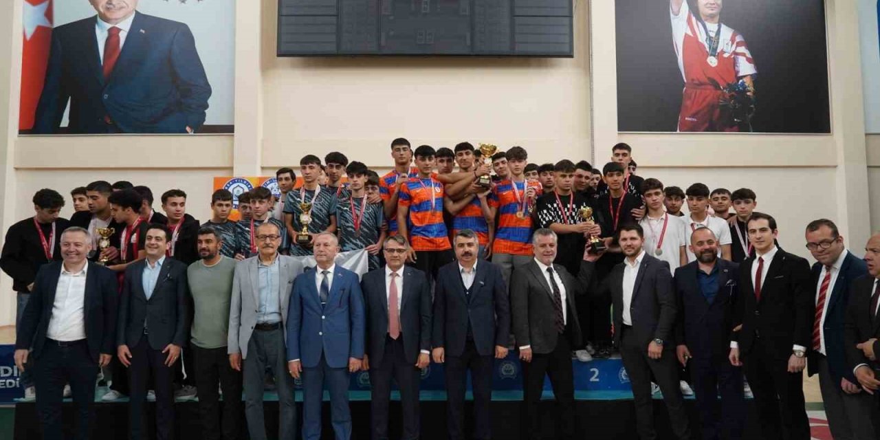 4 Bin 50 Öğrenci Sporla Buluştu