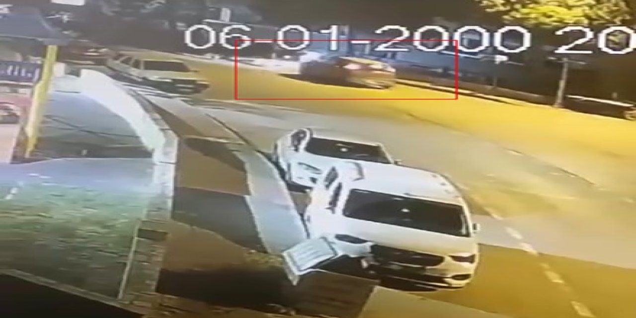 Kontrolden Çıkıp Park Halindeki Araçlara Çarptı