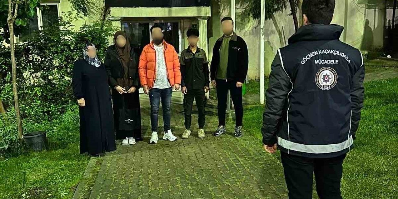 Yabancı Uyruklu Şahısları Kaçak Taşıyan Organizatörlere Yönelik Operasyon Yapıldı