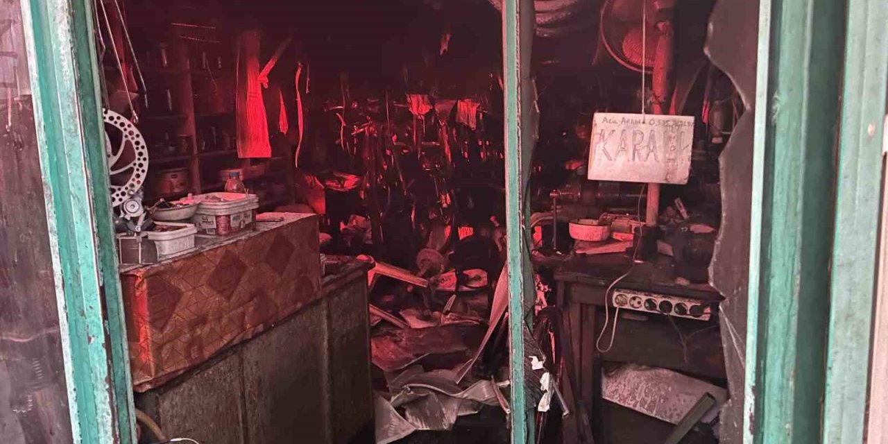 Kanser Olan Arkadaşı İçin Baktığı Dükkan Alevler İçinde Kaldı