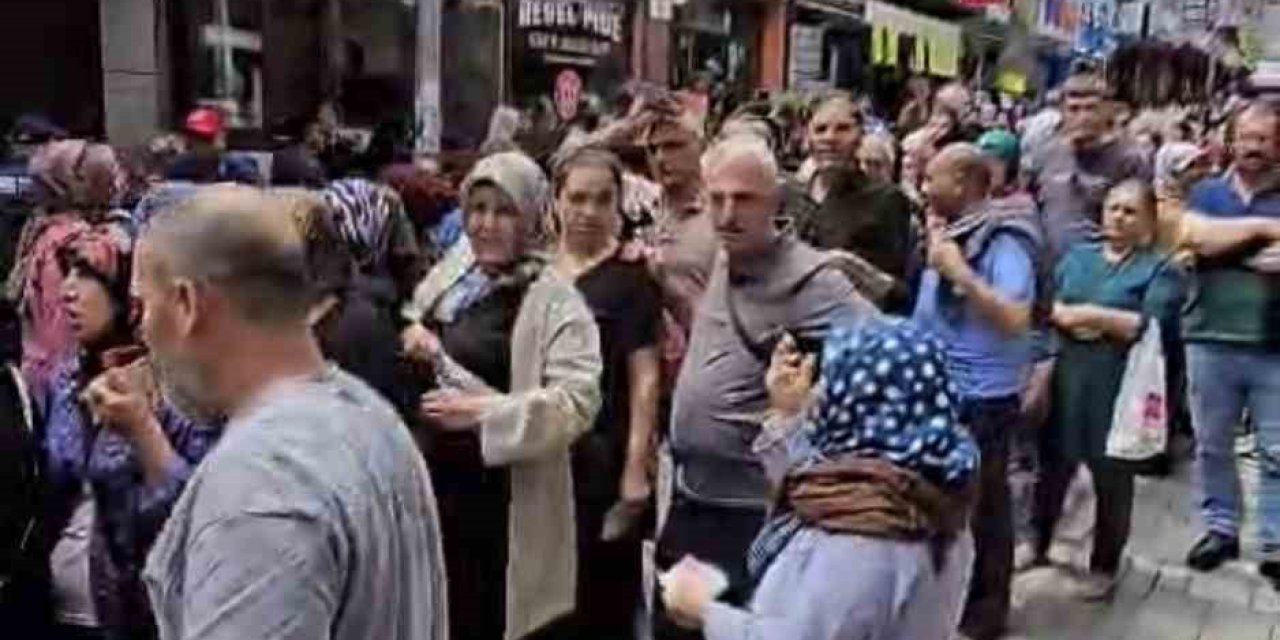 Çekilişi Duyan Mağaza Önüne Koştu