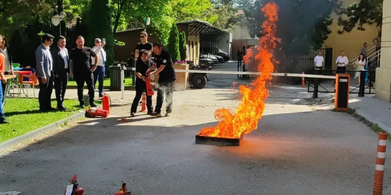 Valilik Personeline Yangın Farkındalık Eğitimi Verildi