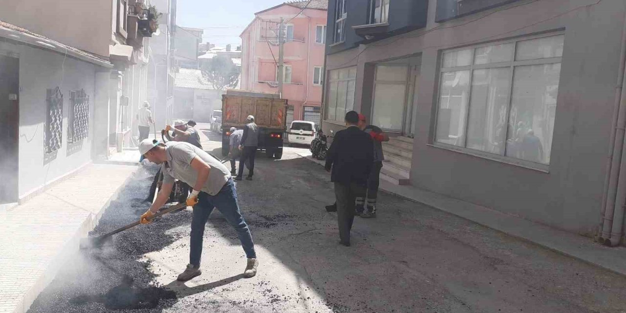 9 Mahallede Asfalt Çalışması Gerçekleştirildi