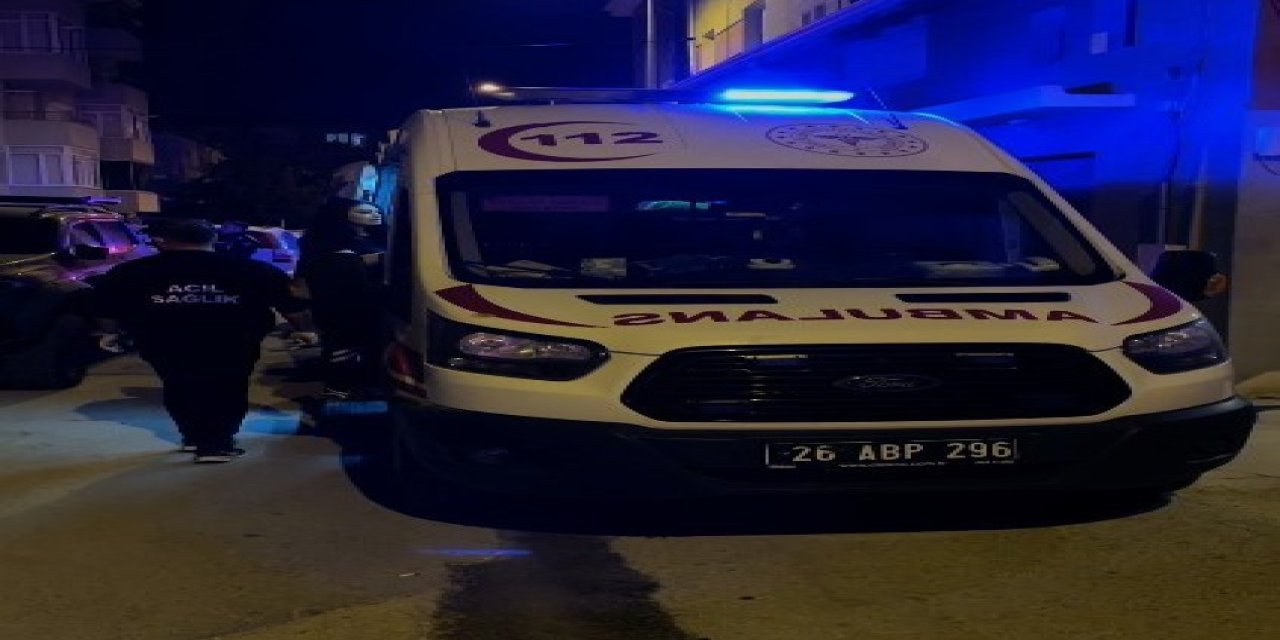 Silahlı Kavgada Mermi Bina Camına İsabet Etti