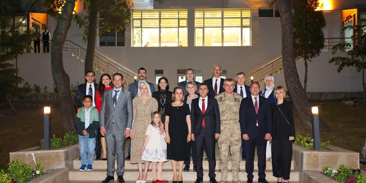 Vali Aygöl’e Veda Programı Düzenlendi