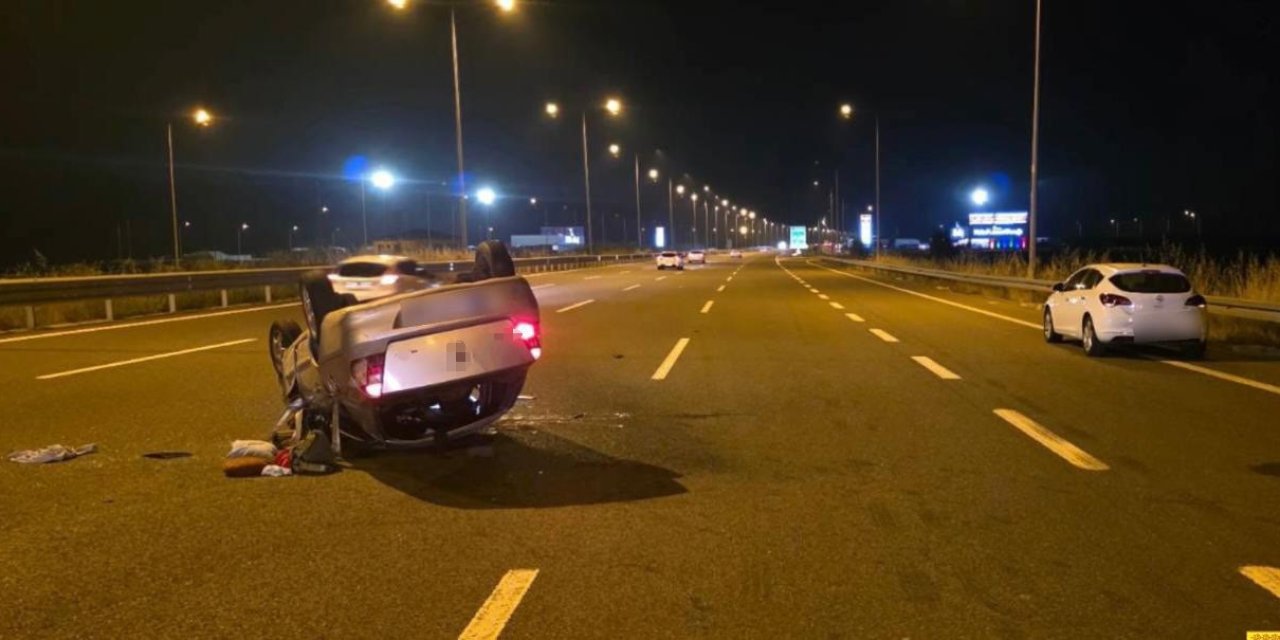 9 Yaşındaki Çocuk Taklalar Atan Otomobilden Yola Savruldu
