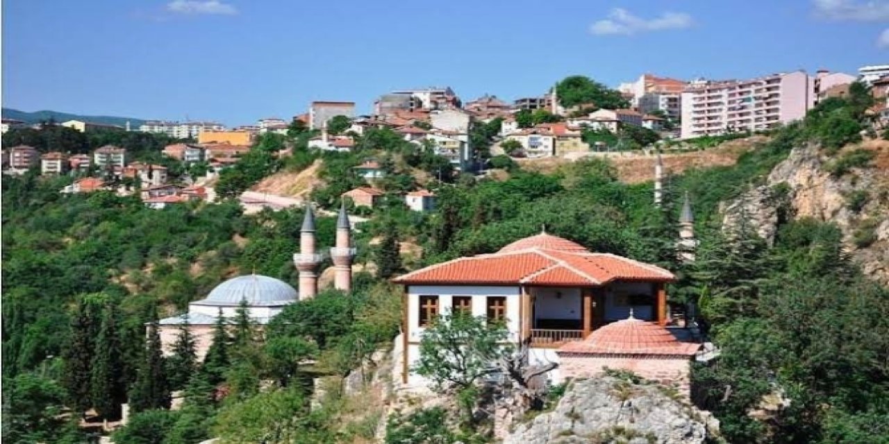 Şeyh Edebali Türbesi yeniden ziyarete açıldı