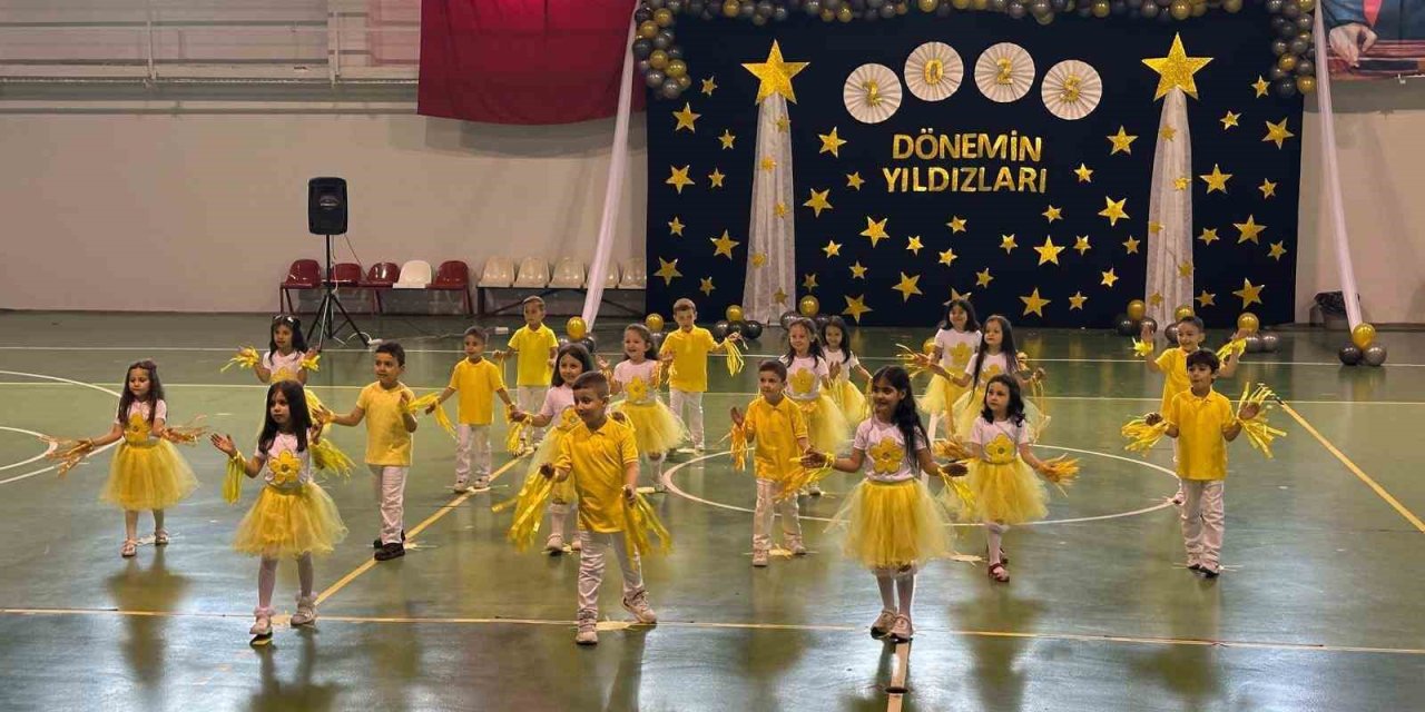 Osmaneli Anaokulu’nda Renkli Yıl Sonu Gösterisi