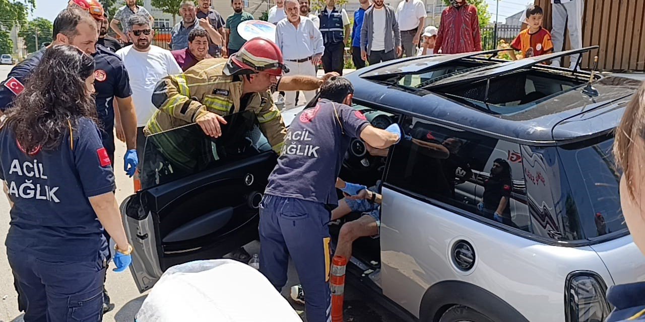 Direksiyon Başında Nöbet Geçirdi, Bariyerlere Çarparak Durabildi