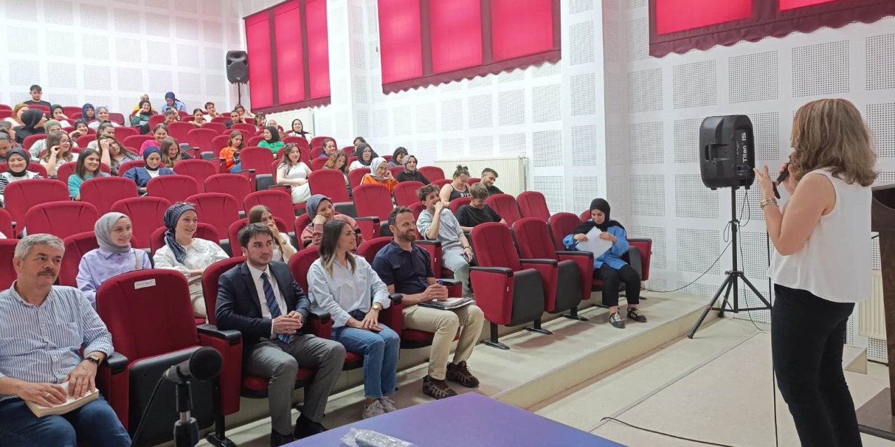 "Madde Bağımlılığı" Konulu Seminer Verildi