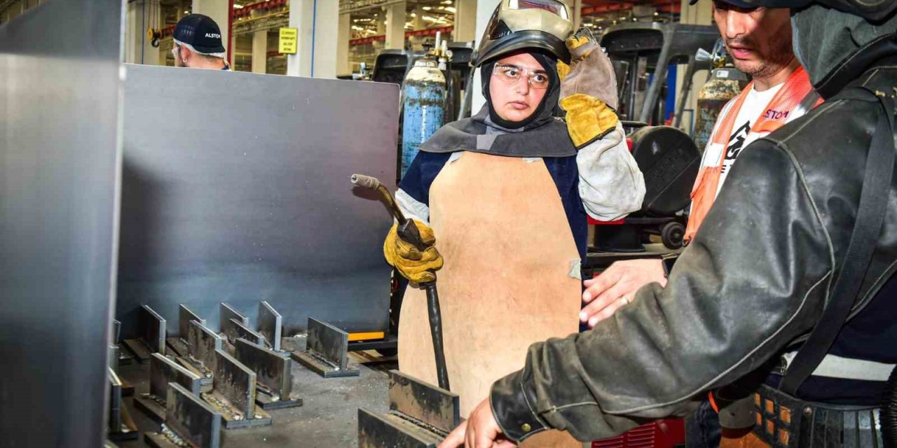 Eğitim Alan Kadınlar Kaynak Ustası Olarak İstihdam Edilecek