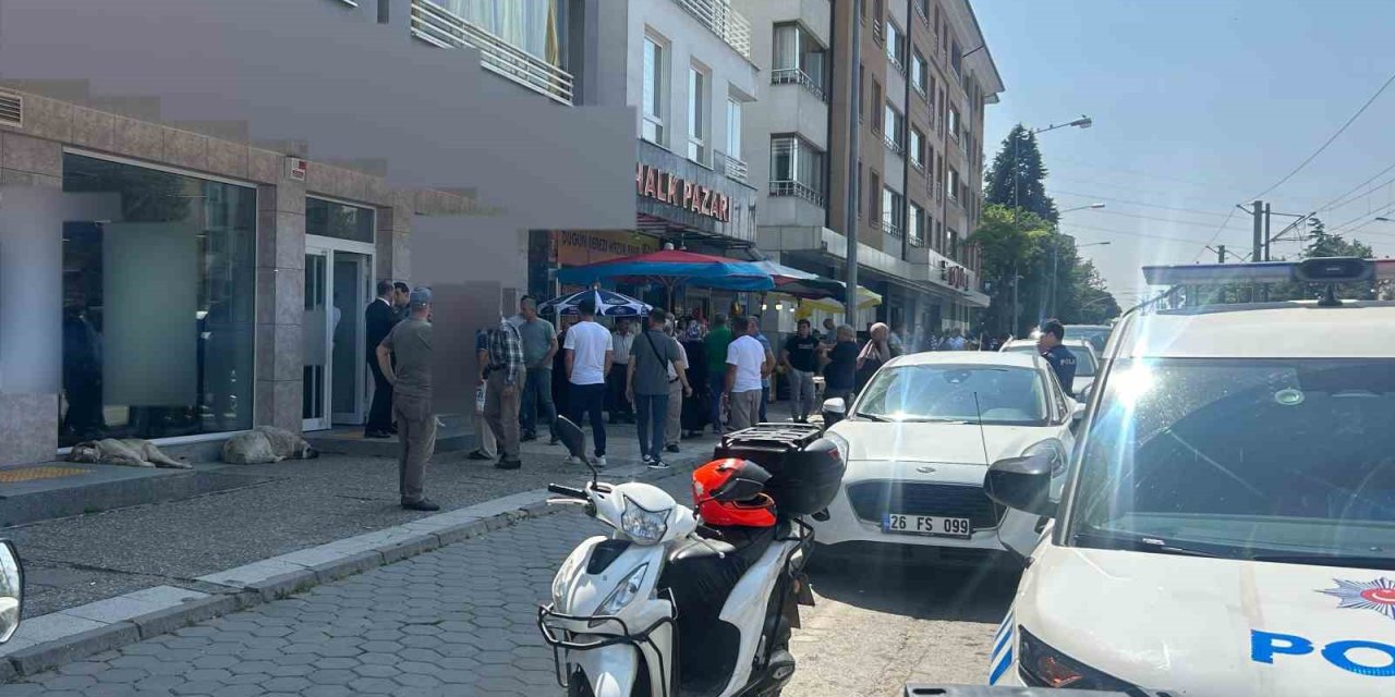 Kredi Verilmeyince Pompalı Tüfekle Bankayı Bastı