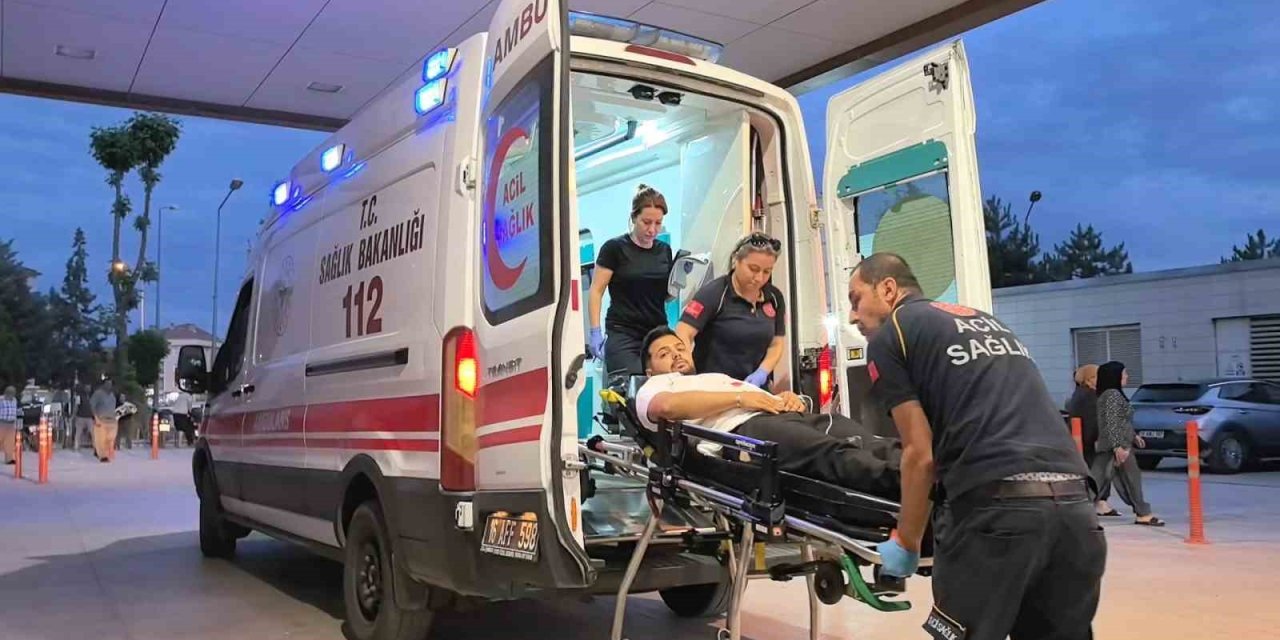 Bıçaklı Kavga: 1 Ağır Yaralı