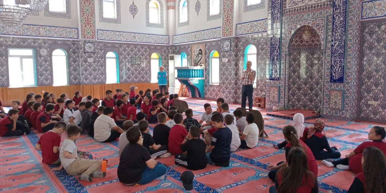 Yıl Sonu Etkinlikleri Renkli Görüntülere Sahne Oldu