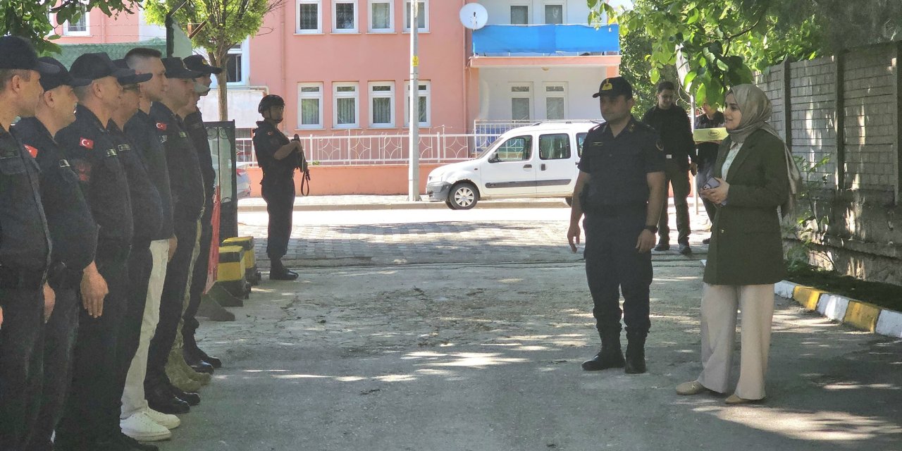 Kaymakam Kılıç'tan Jandarma Komutanlığına Ziyaret