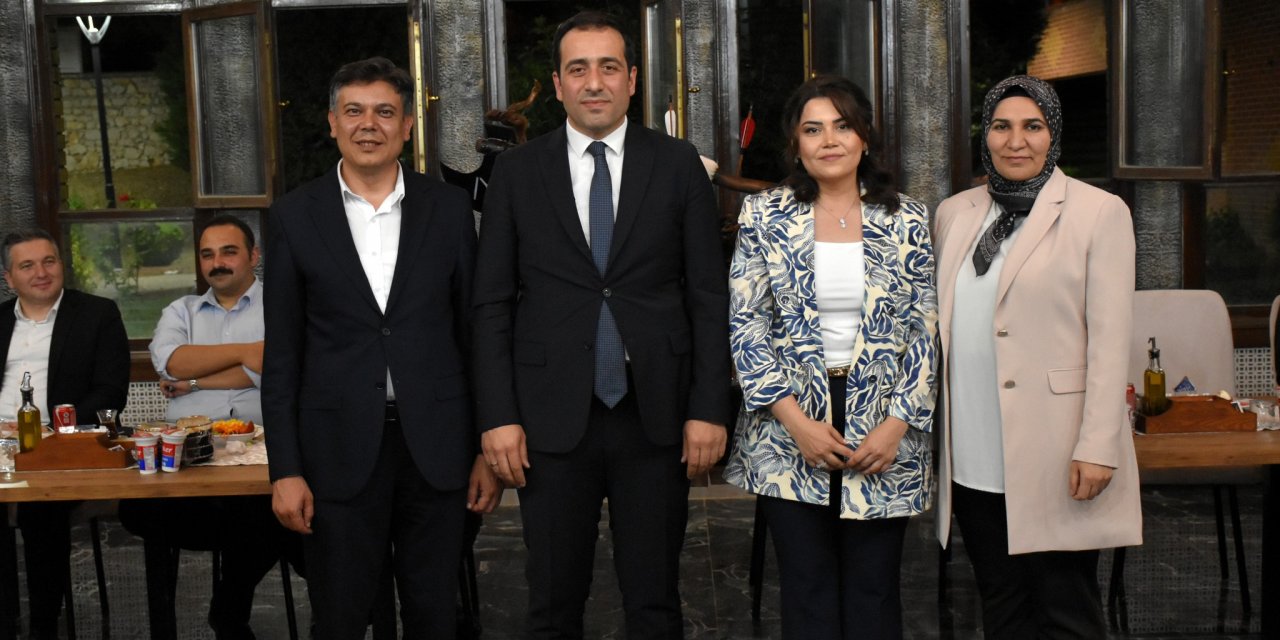 Kaymakam Tuncer'e Veda Yemeği