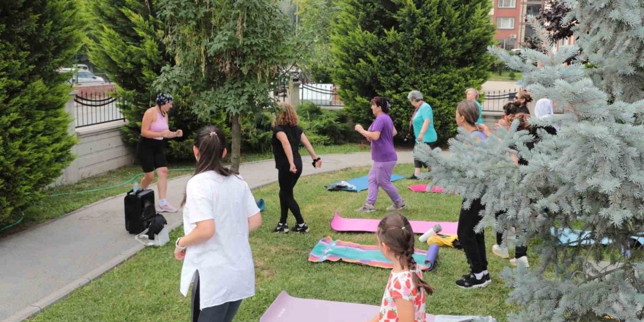 Parklarda Spor Etkinlikleri Başlıyor