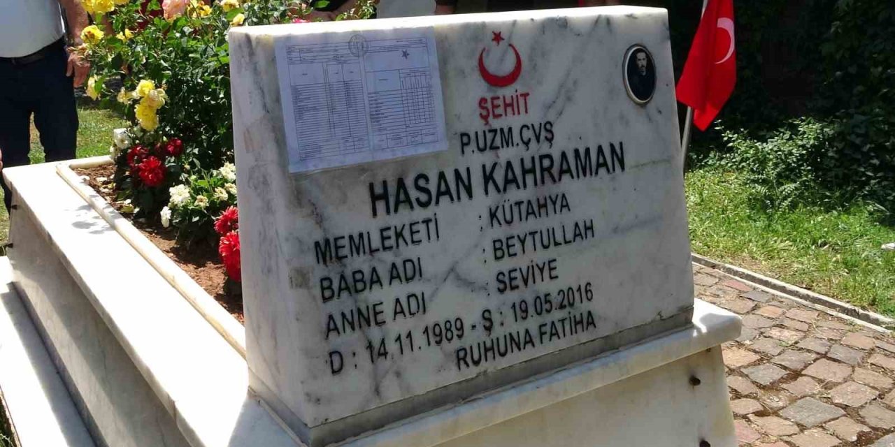 Şehit Babasına Duygu Yüklü Karne Hediyesi