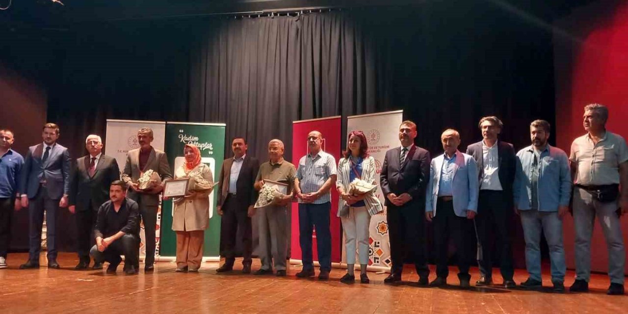 Tarihî El Yazması Eser Kitap Haline Getirildi