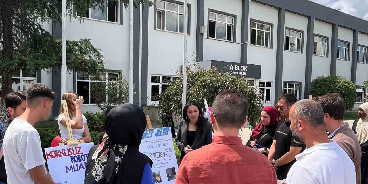İnovatif Acil Sağlık Ürünlerini Sergilediler