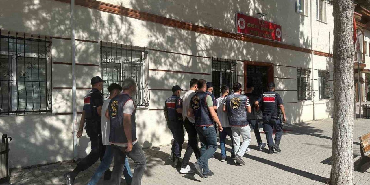 Jandarmadan Dolandırıcılık Operasyonu, 5 Gözaltı