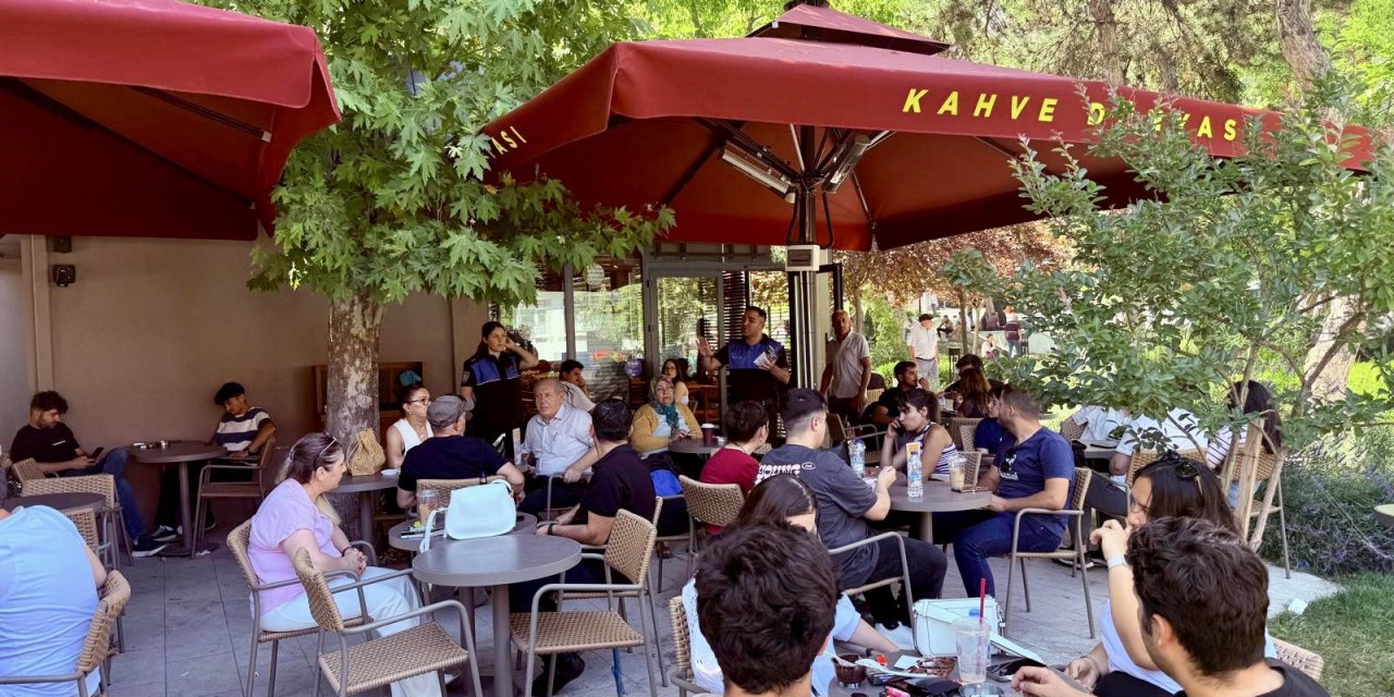 Vatandaşlara Bilgilendirme Yapıldı