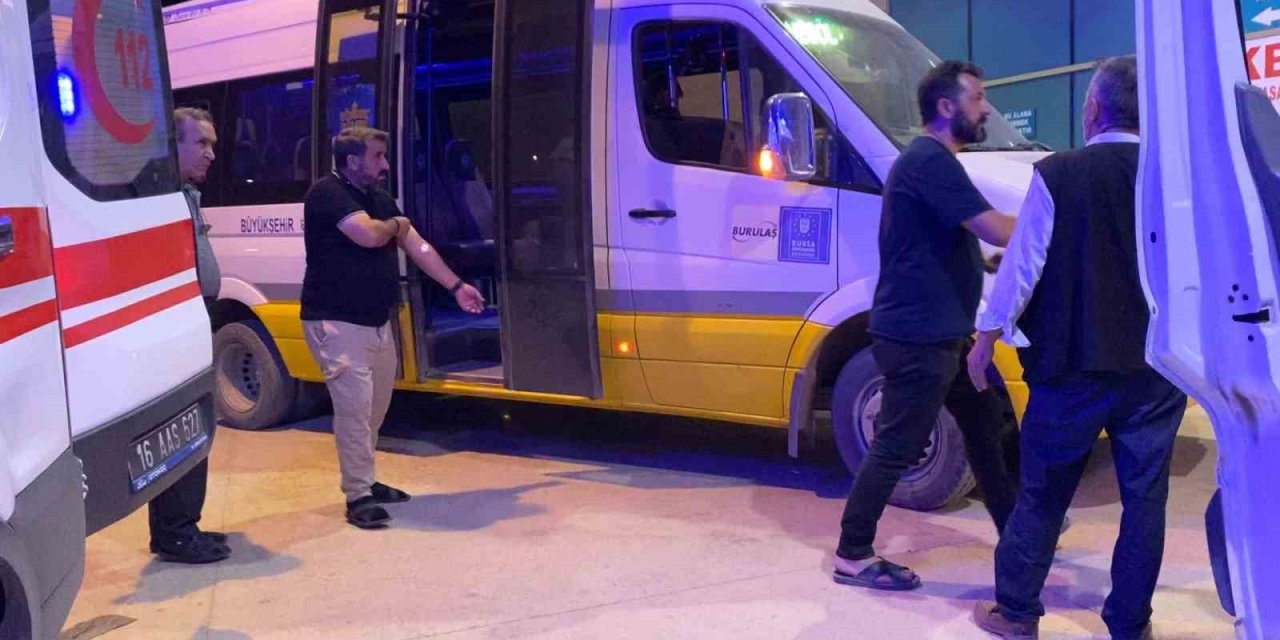 Kalp Krizi Geçiren Vatandaşı Otobüs Şoförü Hastaneye Yetiştirdi