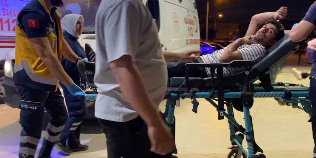 Engelli Genci Bıçakladı