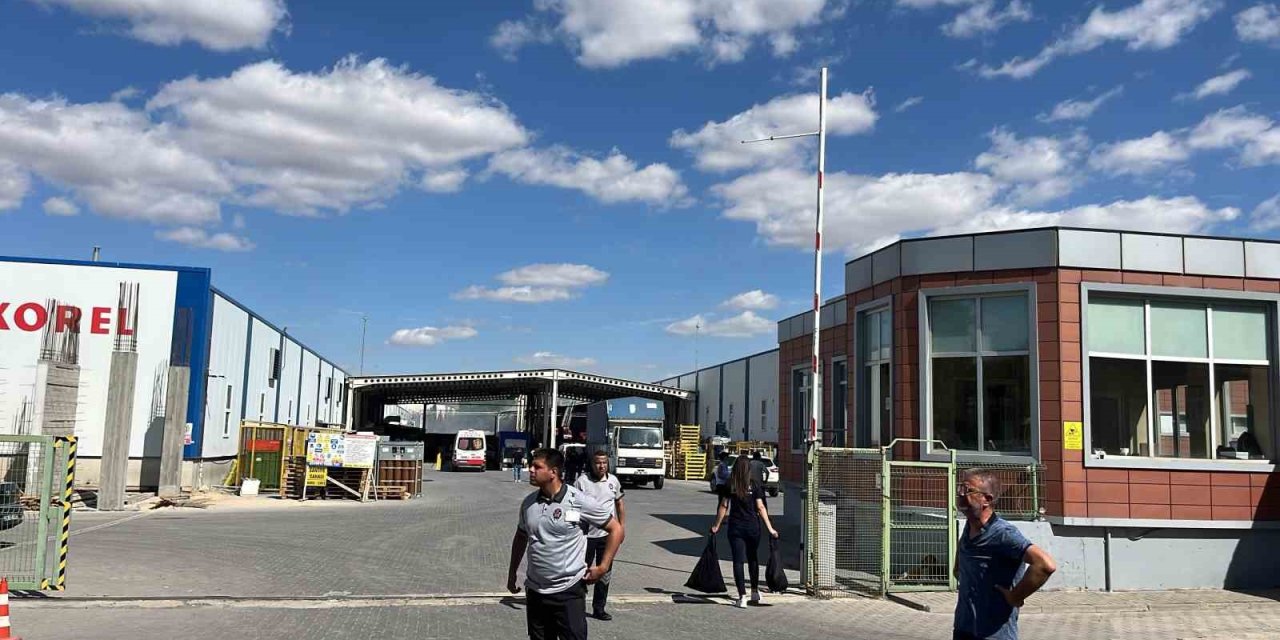 Osb’de Fabrika Yangını