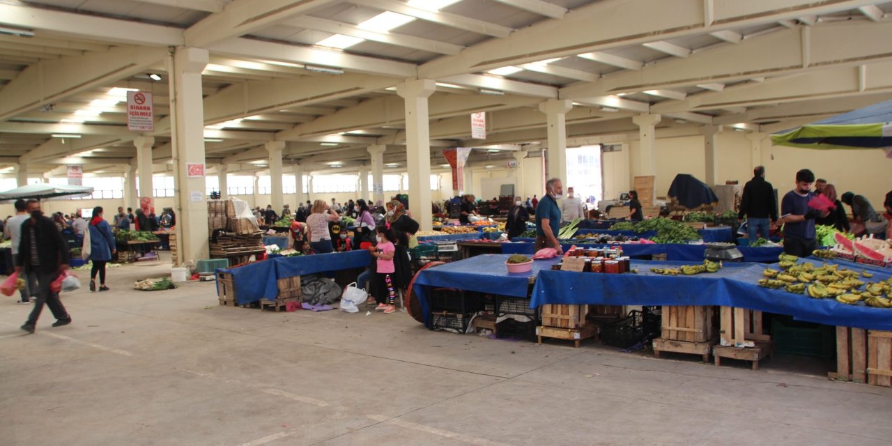 Pazarda çantasını kaybetti, aldığı cevap sonrası şok oldu