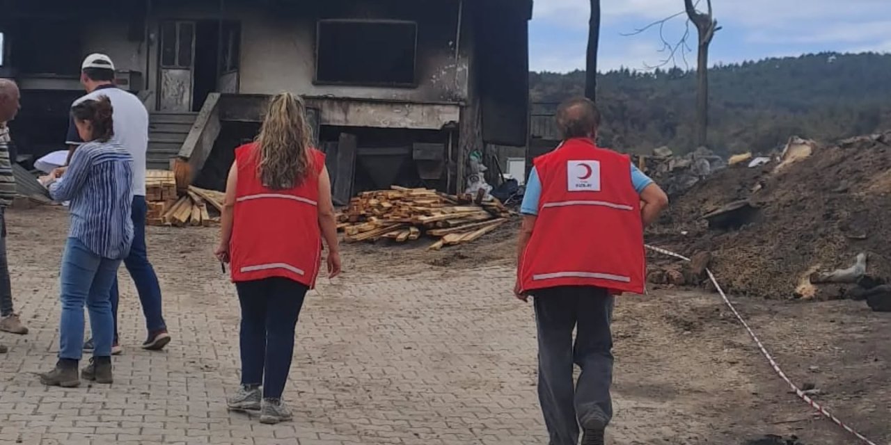 Kızılay'dan Yangın Bölgesine Destek