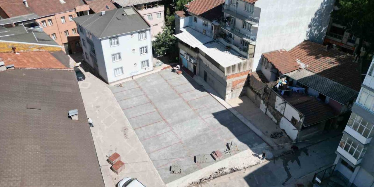 Kamulaştırılan Alanlar Otoparka Dönüşüyor