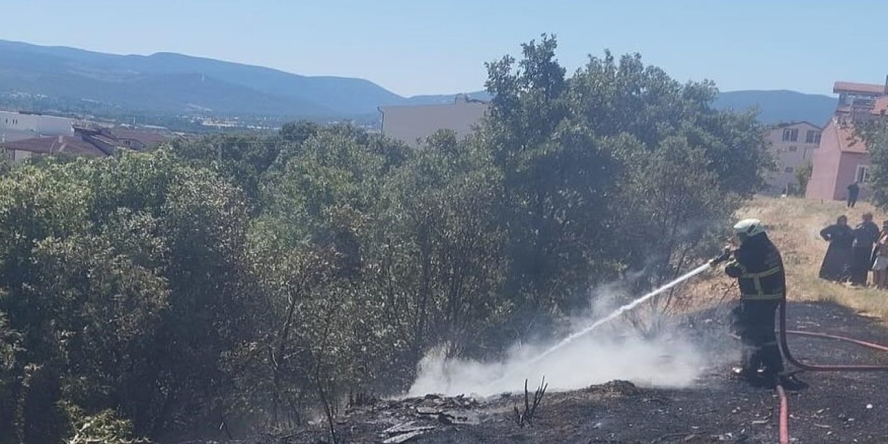 Trafo Yakınında Ot Yangını Paniğe Sebep Oldu