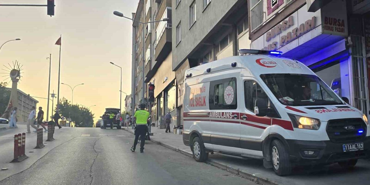 2 Motosiklet Çarpıştı, 1 Yaralı