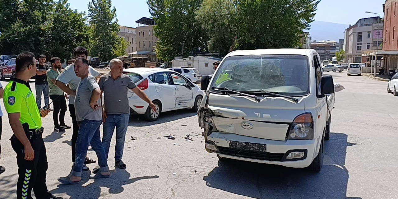 Kazada Çocuklar Ölümden Döndü