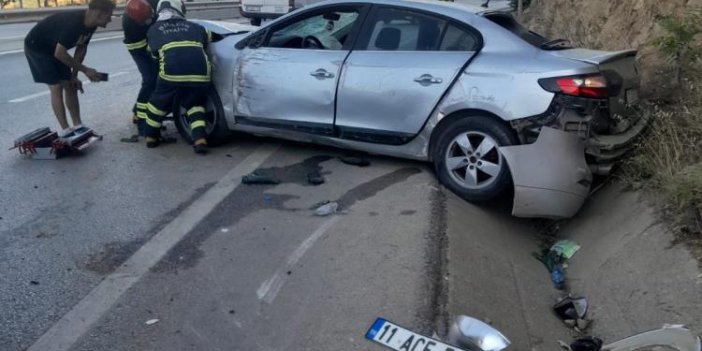 Kaza Yapan Araca Başka Bir Araç Çarptı