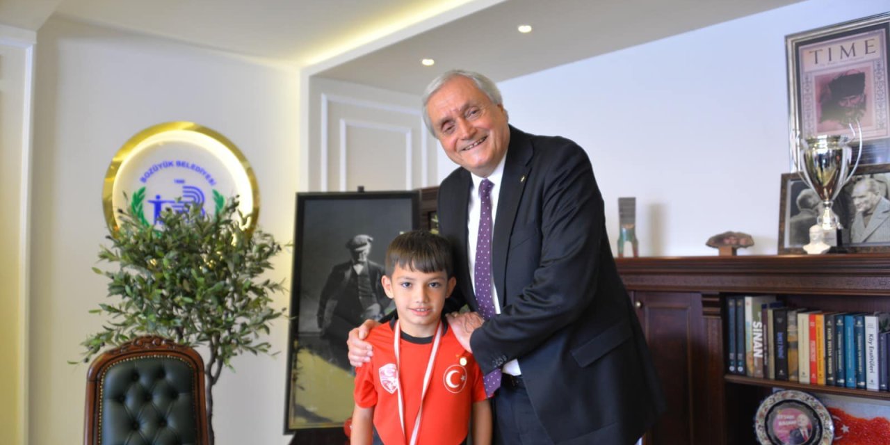Bozüyüklü Sporcu Türkiye Üçüncüsü Oldu