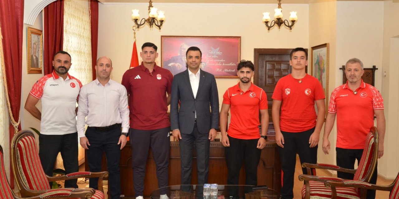 Başarılı Sporculardan Kaymakam Yayabaşı'na Ziyaret
