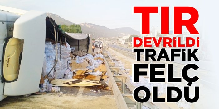 Tır devrildi: Trafik felç oldu!