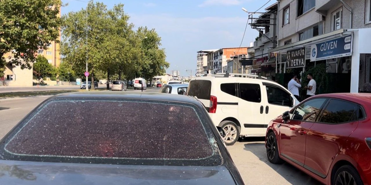 Etrafa Ateş Açtı!