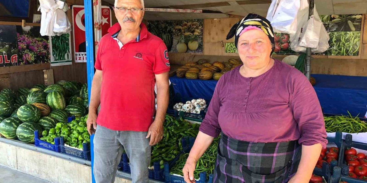 Kendi Yetiştirdikleri Ürünleri Satmalarına Rağmen Kazanç Sağlayamıyorlar