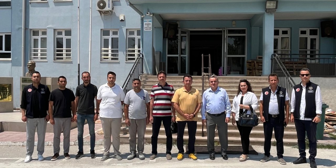 Kaymakam Öztürk, Okul Onarım Çalışmalarını İnceledi